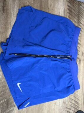 Nike Dri‑Fit Blue Athletic Shorts – Size Medium – Lightweight – Drawstring + Hid
